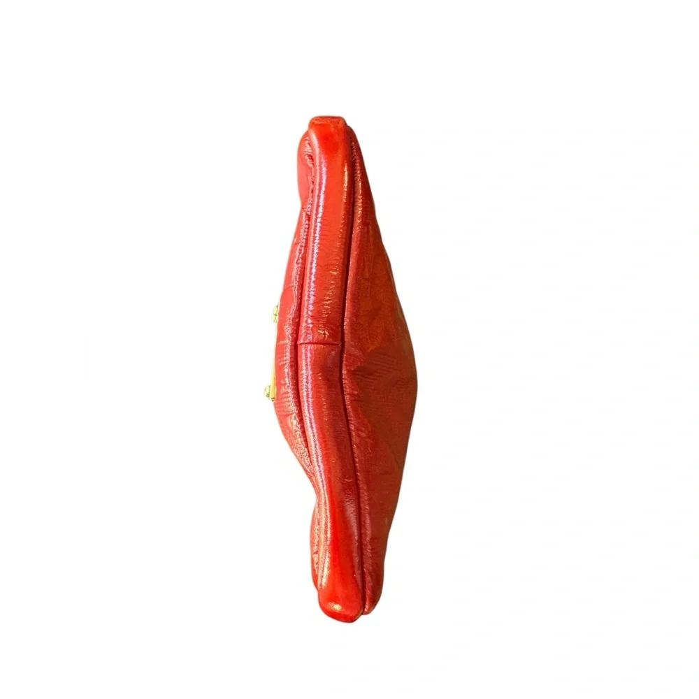 Michael Kors Red iPad Tablet Case. - Picture 4 of 6